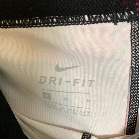 Nike pro Fit size Medium leggings floral cropped - Picture 6 of 6